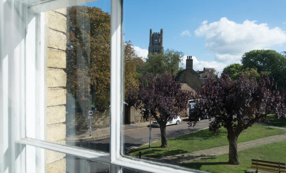 Poets House Ely Exterior foto